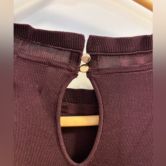 NWT H&M Pleated Skirt Dress in Maroon - Picture 4 of 7